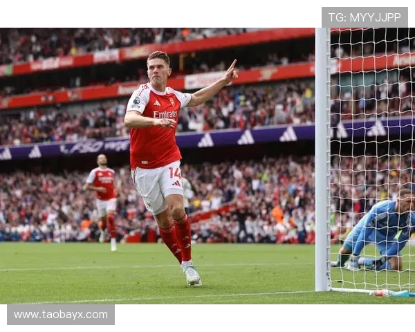 梅里诺双响助力阿森纳3-0大胜布拉格斯拉维亚迎来10连胜荣耀时刻