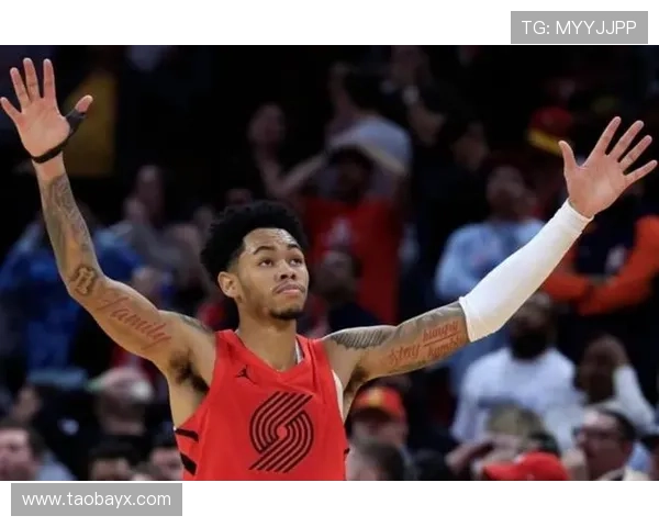 安芬尼西蒙斯谈球员身份对观看比赛的影响与感悟